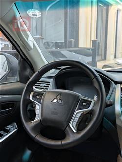 میتسوبیشی پاجیرۆ